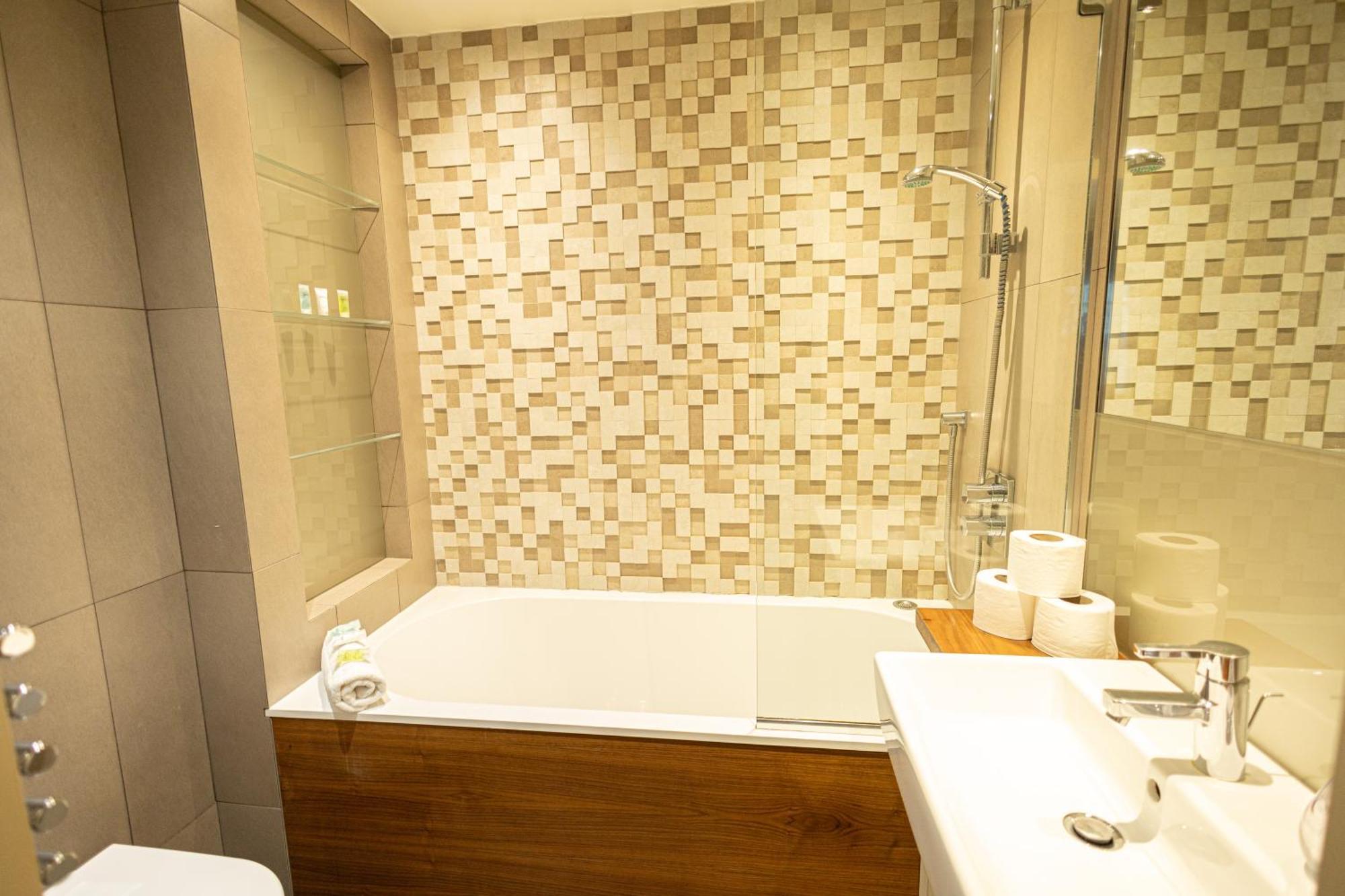 2Bedroom Gem In The Heart Of Kensington Лондон Экстерьер фото